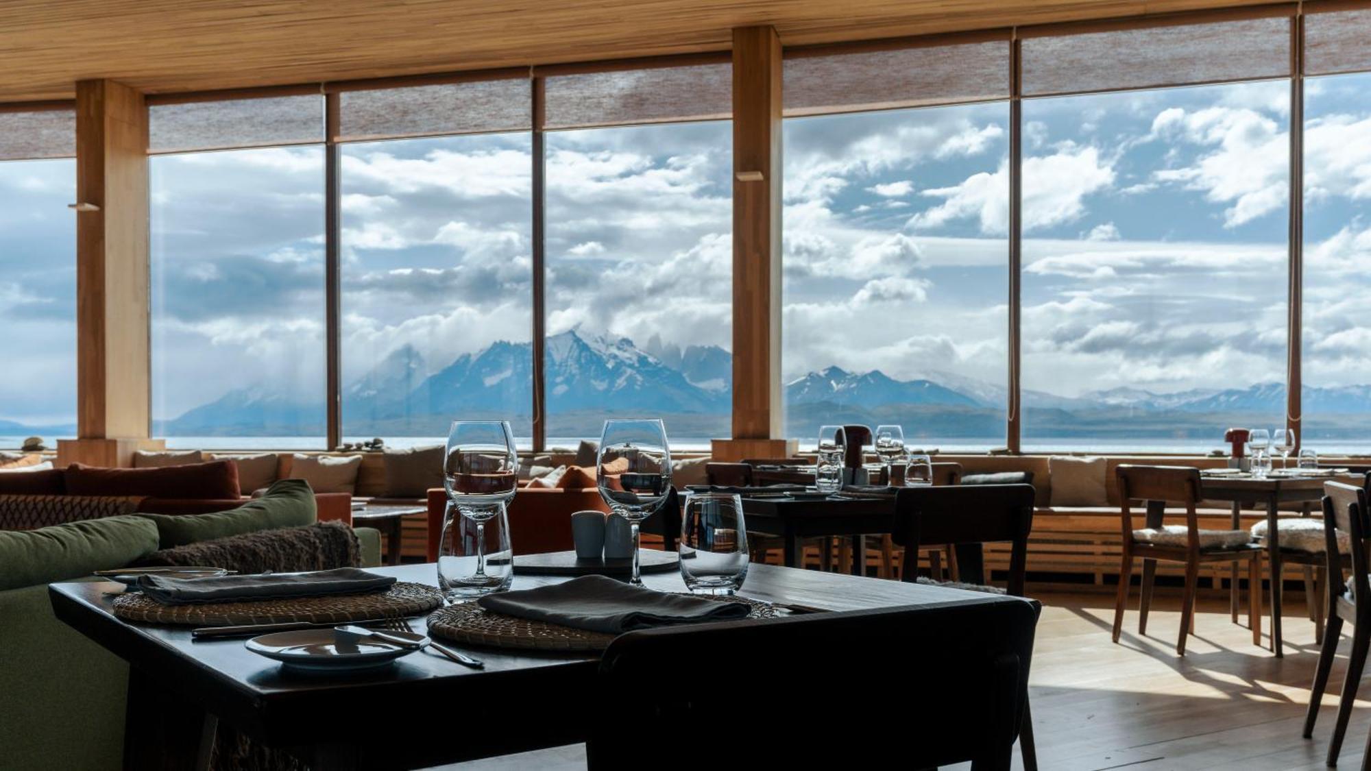 Tierra Patagonia Hotell Torres del Paine National Park Exteriör bild